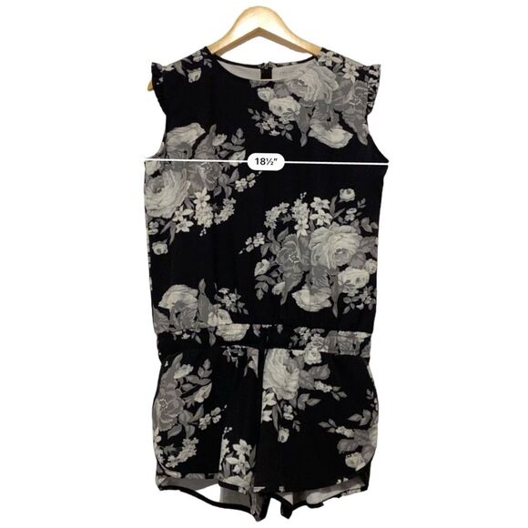 Albion Size Large Fit Shorts Romper in Black & Slate Floral - Picture 10 of 13